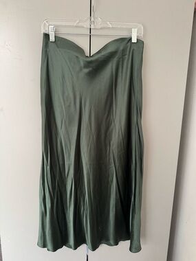 Quince Satin Midi Skirt in Deep Green